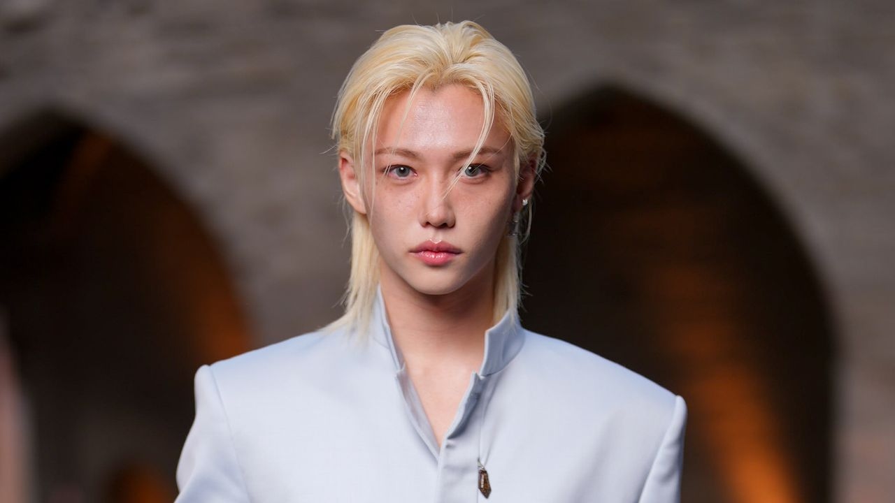 Felix degli Stray Kids raggiunge un nuovo traguardo in ambito estetico grazie all'ambasciatore HERA