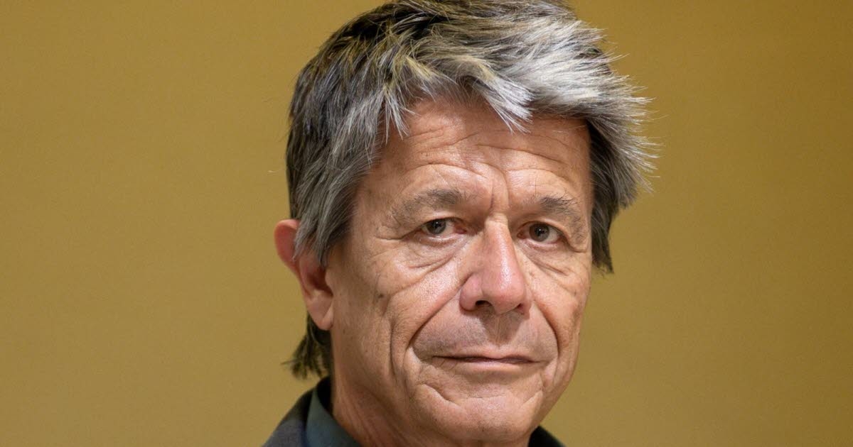 Libri. "Kolchoze" di Emmanuel Carrère: il fenomeno letterario del nuovo anno scolastico è disponibile da questo giovedì.