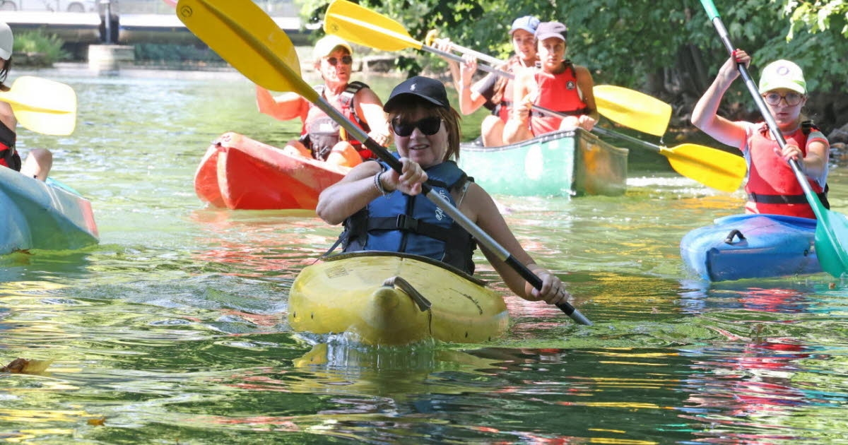 Mulhouse-Riedisheim. Paddle, canoe-kayak: paddle like a lady on the canal
