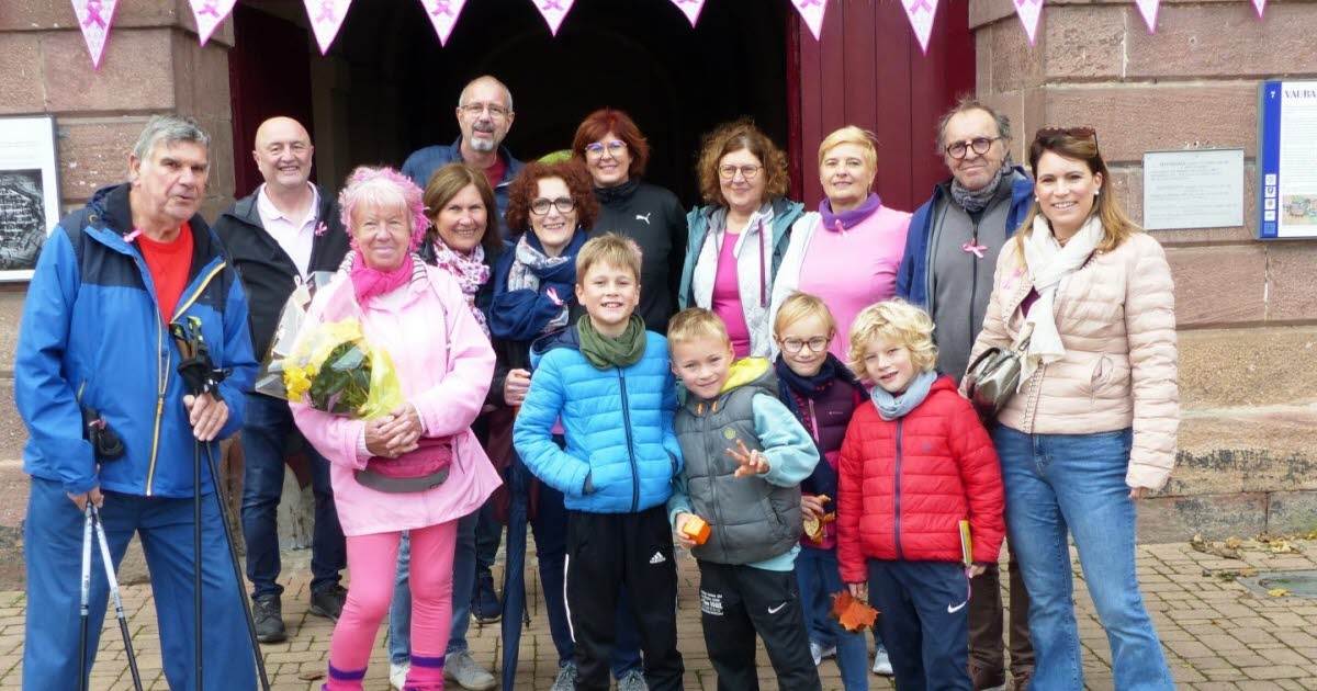 Neuf-Brisach. First walk of Pink October: a great turnout