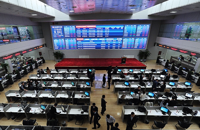 Previsioni di inflazione della Banca Centrale e invito alla cautela da parte della Federal Reserve. Rassegna dei mercati finanziari, 6 novembre.