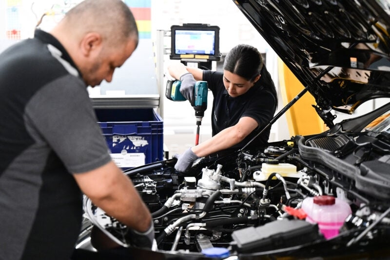 Como a indústria automobilística alemã está se abolindo