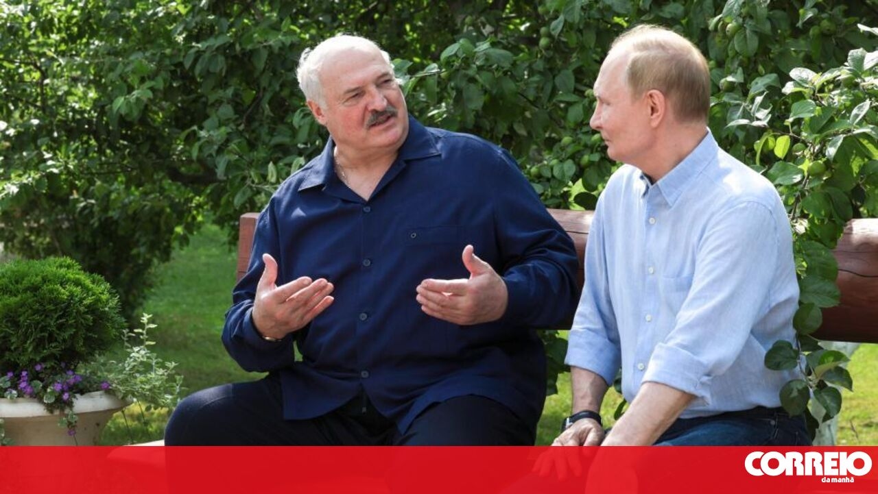 <![CDATA[ Putin ameaça com arma secreta ]]>