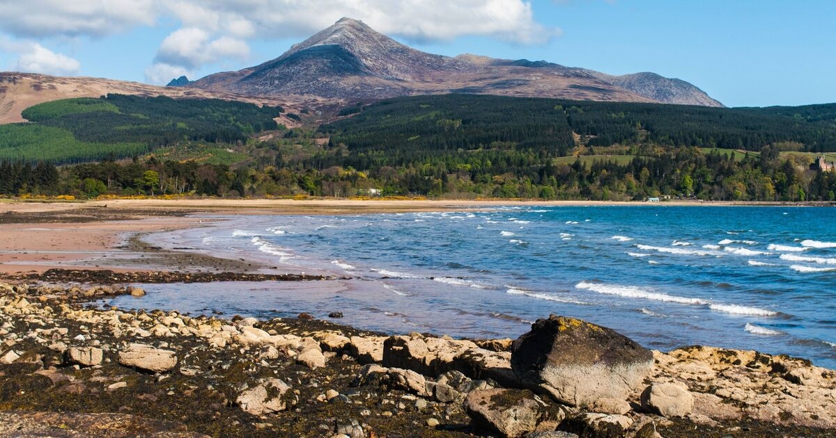 „Unterschätzte“ britische Insel mit wunderschönen Stränden als bester Ort für einen Urlaub zu Hause ausgezeichnet