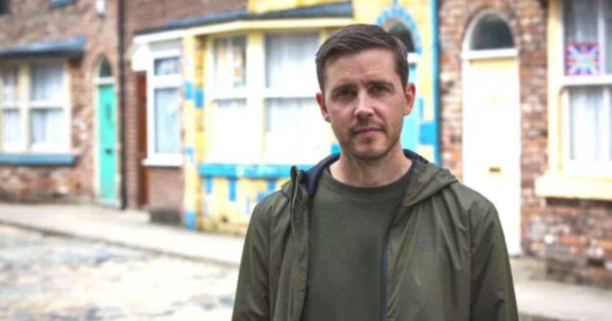 Todd Grimshaw von Coronation Street deckt Danielle Silvertons geheime Romanze auf