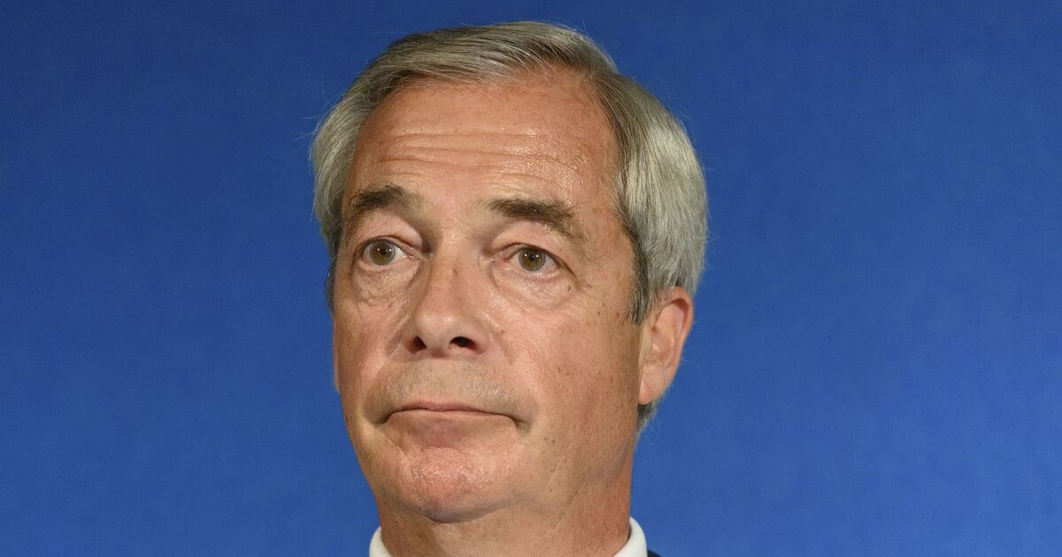 Il Ministro del Lavoro dilaniato dalla furiosa star di GB News per l'osservazione di Farage di sole 3 parole