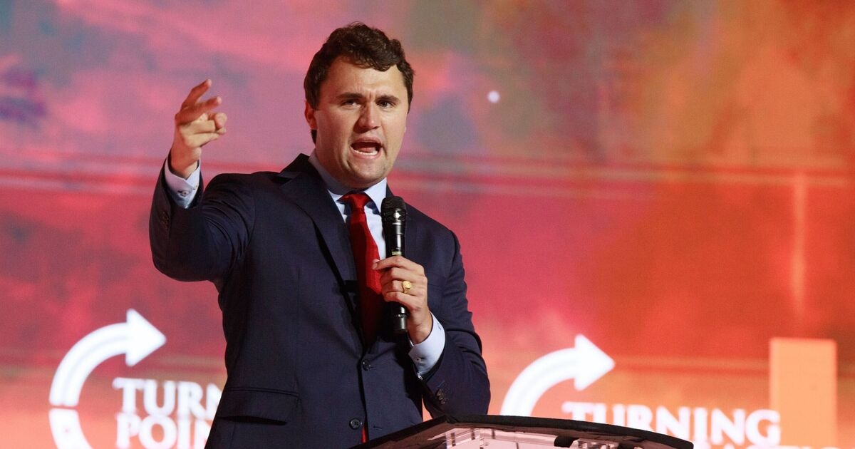 La star della BBC scatena la furia con l'osservazione di "estrema destra" di Charlie Kirk mentre i fan infuriati chiedono "di eliminare i pregiudizi"