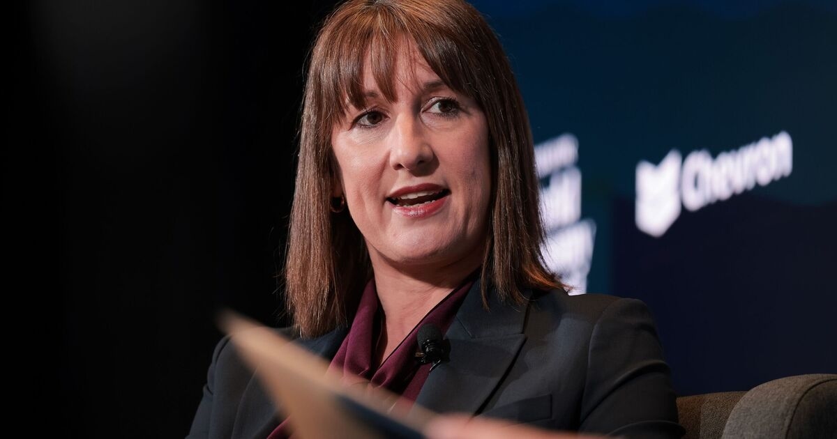 Rachel Reeves nightmare as 'wealthy workers abandon UK' over tax hikes