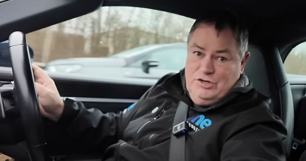Mike Brewer, revendedor da Wheeler, explica um 'truque visual' para todos os compradores de carros usados
