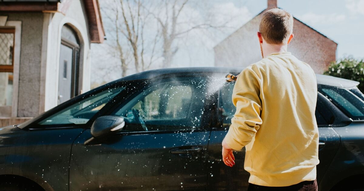 Drivers urged not to wash cars this weekend