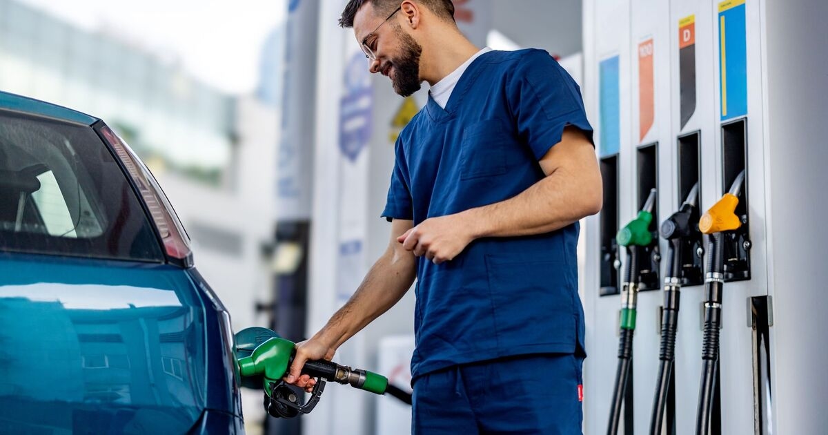 Proprietários de veículos a gasolina e diesel podem economizar 25% em combustível usando ferramentas encontradas em todos os carros