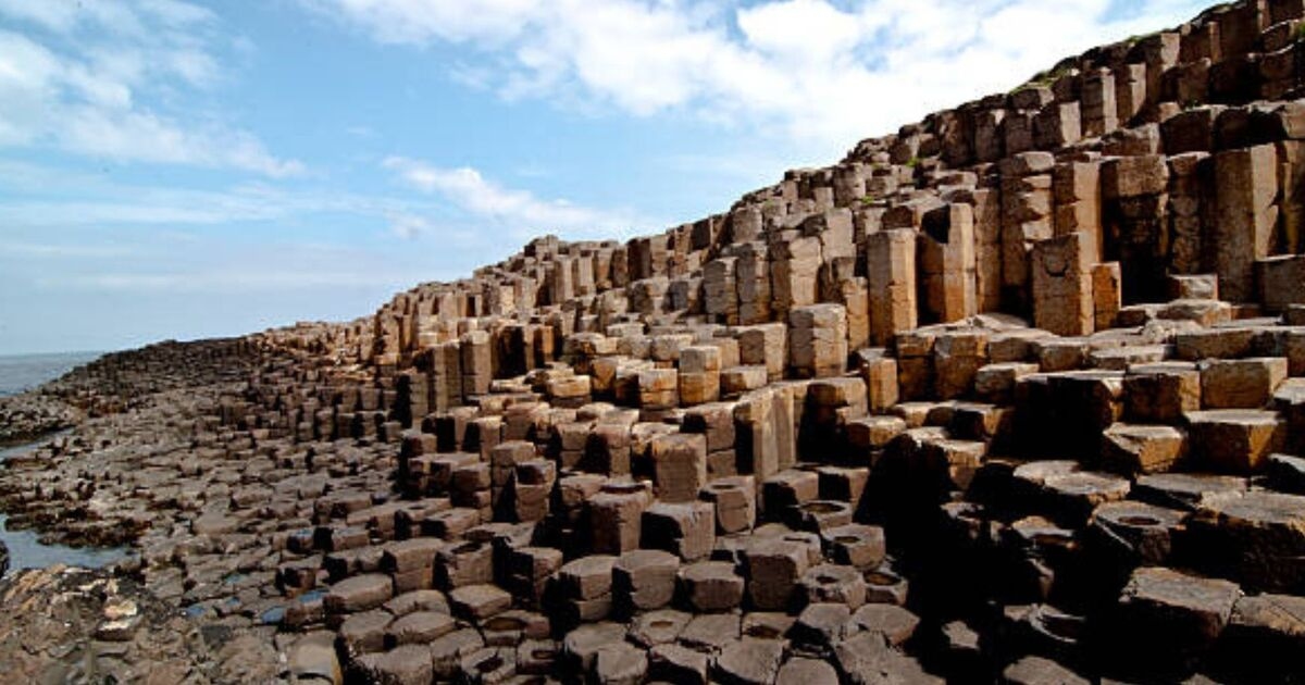 Chaos in Ireland as tourists spark massive row over common issue at Giant's Causeway