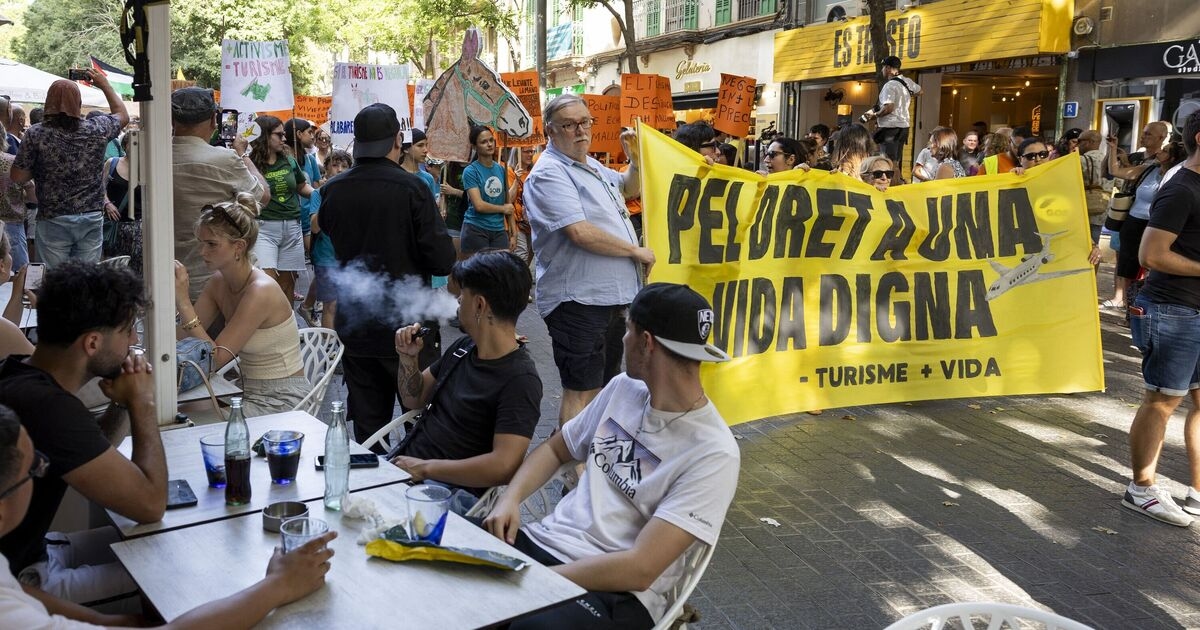 Spain's summer of tourism protests kicks off with 'go home' chants in Majorca and Ibiza
