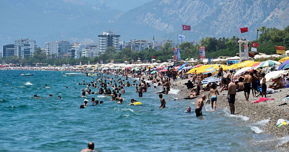 Panic in Turkey as tourists abandon country - ‘too expensive’