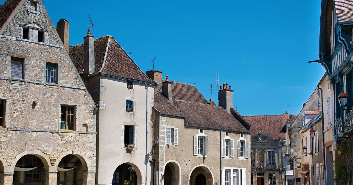 Medieval village 2 hours from European capital is like being on a movie set with no crowds