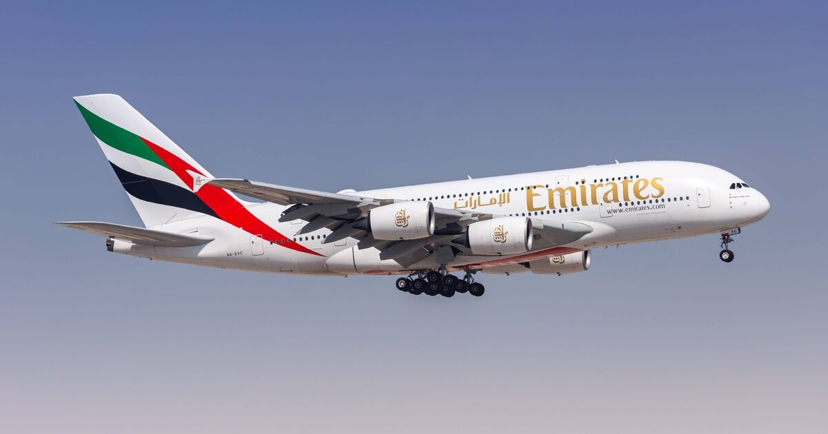 Emirates introduce il divieto su tutti i voli da ottobre