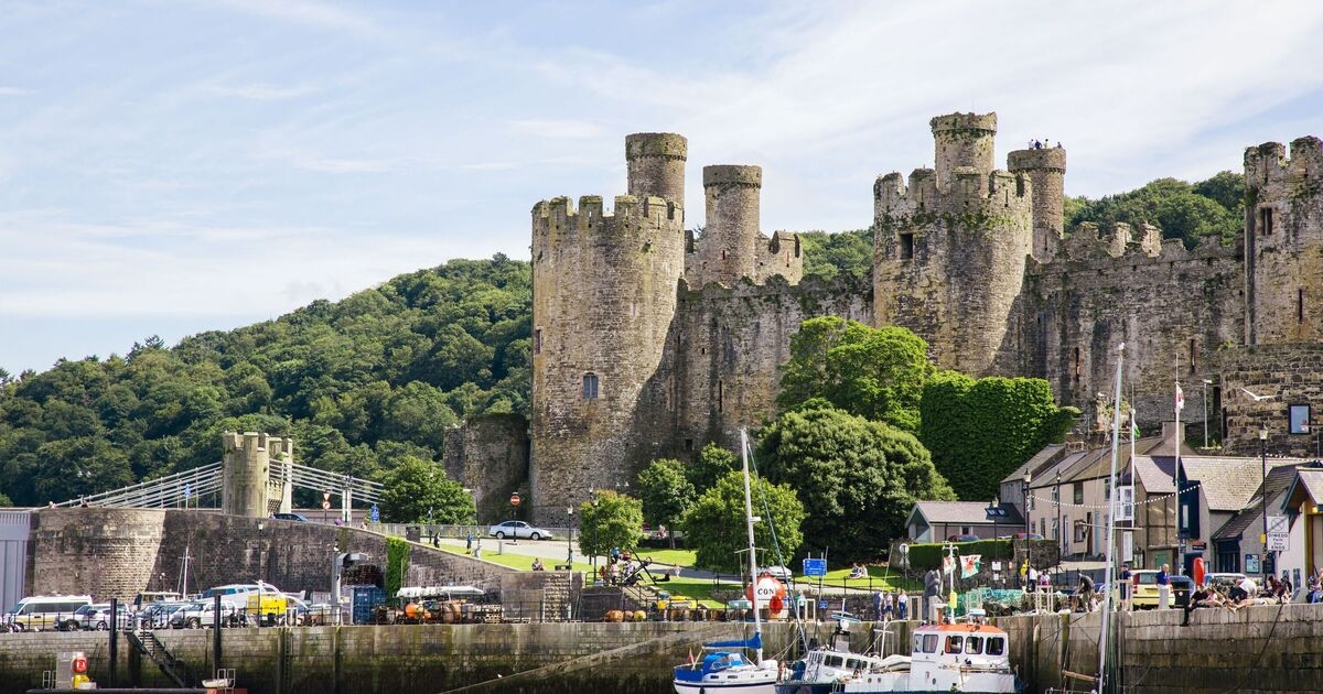 Die traumhafte Autoreise durch Großbritannien mit riesigen Schlössern, hübschen Küstenstädten und gemütlichen Pubs