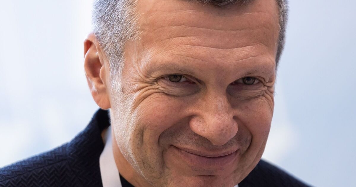 Un amigo de Putin lanza una amenaza nuclear de la Tercera Guerra Mundial mientras Trump se prepara para "colapsar" la economía rusa.