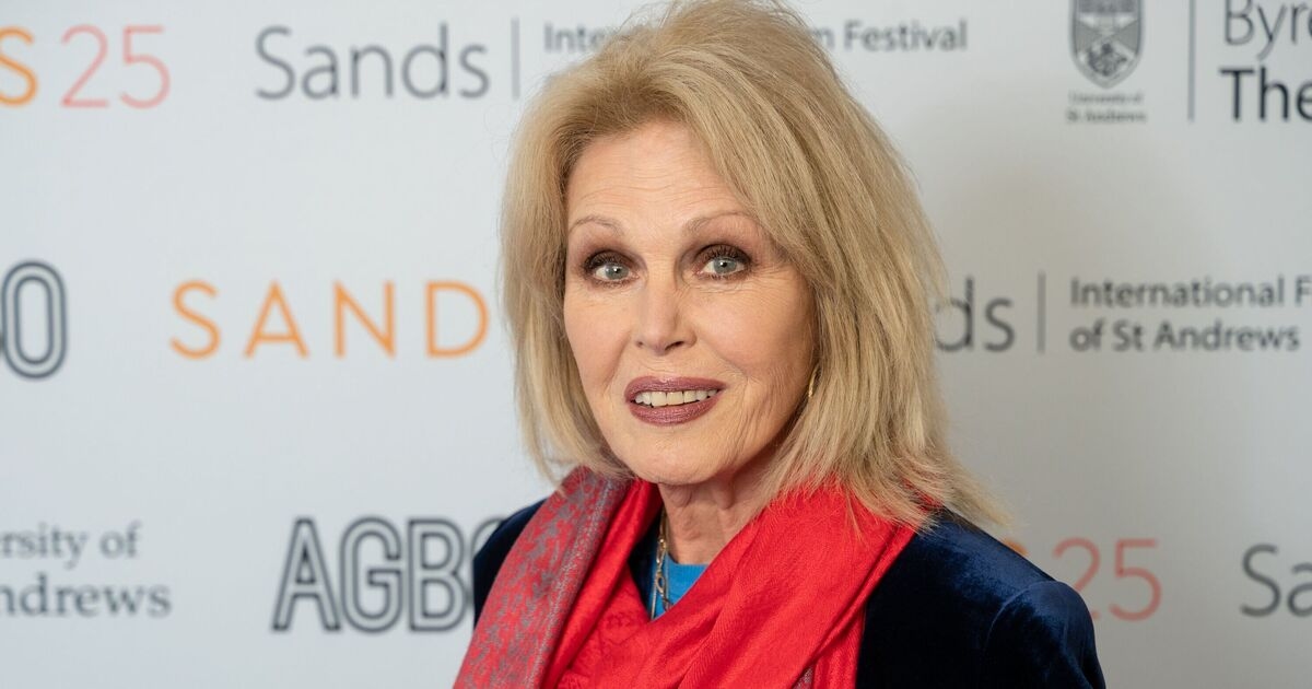 Joanna Lumley was convinced Jennifer Saunders 'didn't like her' during first meeting