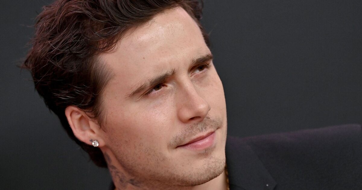 La faida tra Brooklyn Beckham e Beck's è finalmente finita, entrambi hanno trovato un accordo