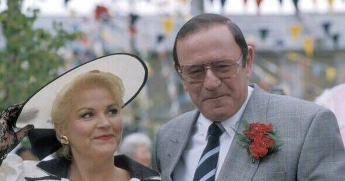 Legenda BBC „straciła wszystko” i zmarła bez grosza przy duszy po tym, jak jej syn popełnił samobójstwo