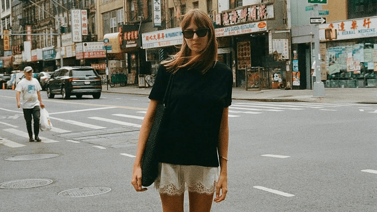 8 Trends East Londoners Are Wearing Every Time I Leave My Flat