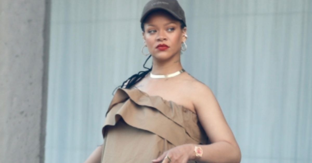 Rihanna's Saint Laurent Summer Dress is a Masterclass in Cool, Comfy Maternity Style
