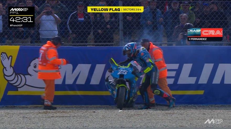 Aprilia pega fogo após queda de Fernandez: veja como ele reage