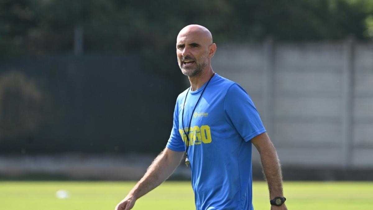L'éclat de Ferrandino place Pergolettese en tête pour une soirée. Six buts entre Potenza et Crotone.