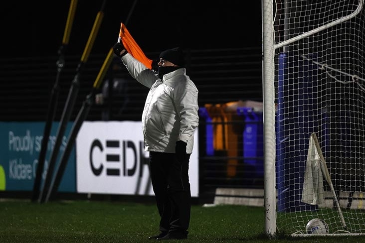Two-pointer controversy in Mayo