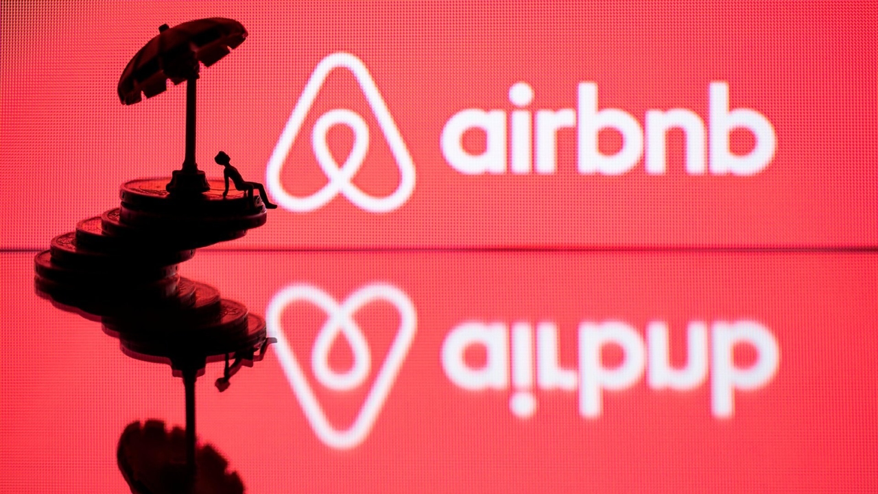 Non content de louer, Airbnb veut être l'Airbnb de tout
