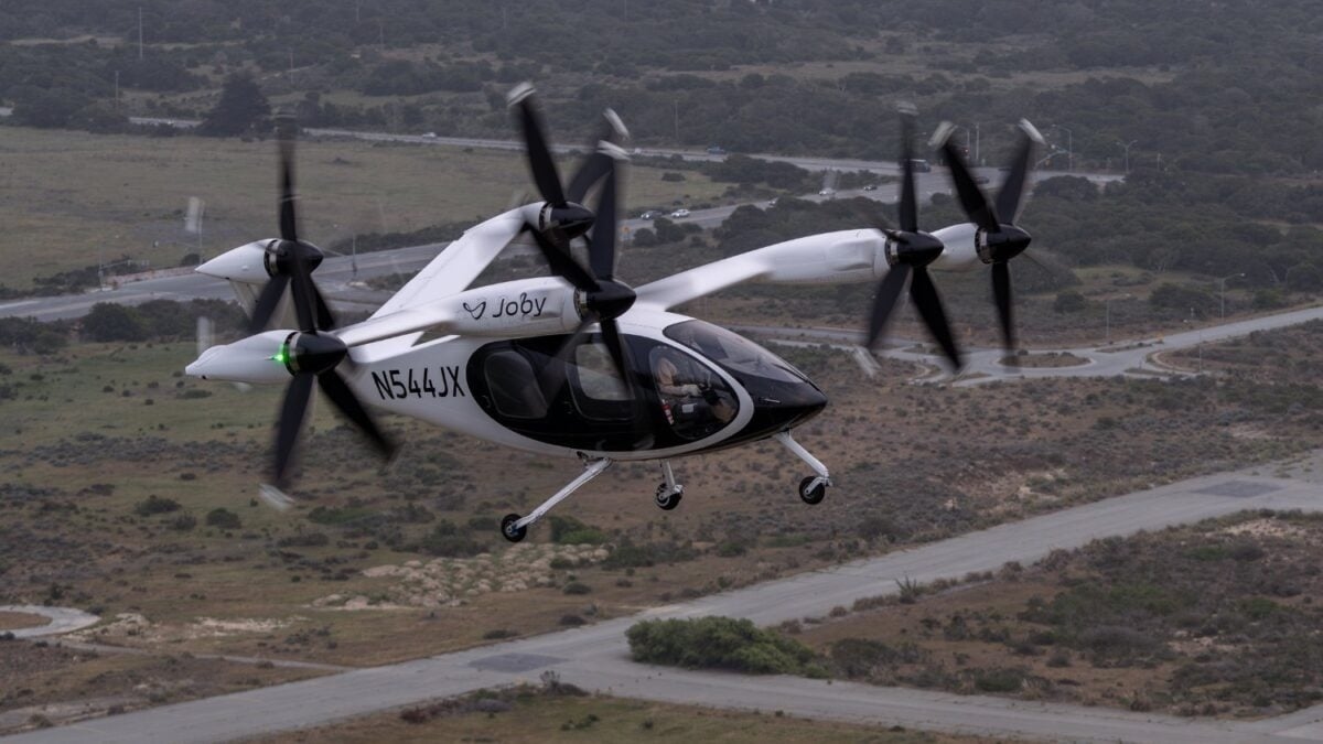 Joby Aviation tiene un plan audaz para hacer realidad los autos voladores rápidamente