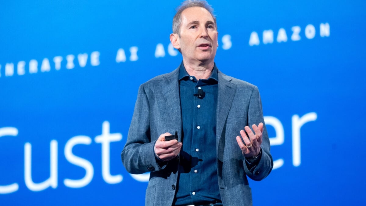 Amazon, AI Temsilcilerinin Gücünden Bahsederek Çalışanlarını İşten Çıkarmalara Hazırlıyor
