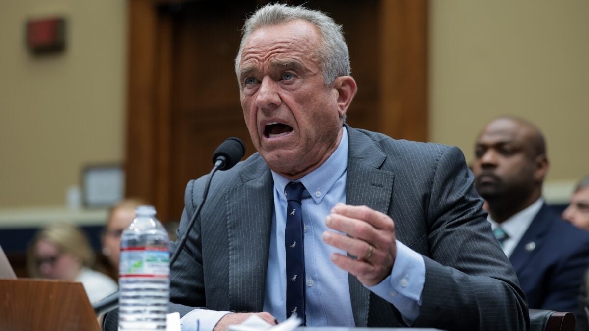 RFK Jr. acusa congressista de ser pago pela indústria farmacêutica para apoiar vacinas