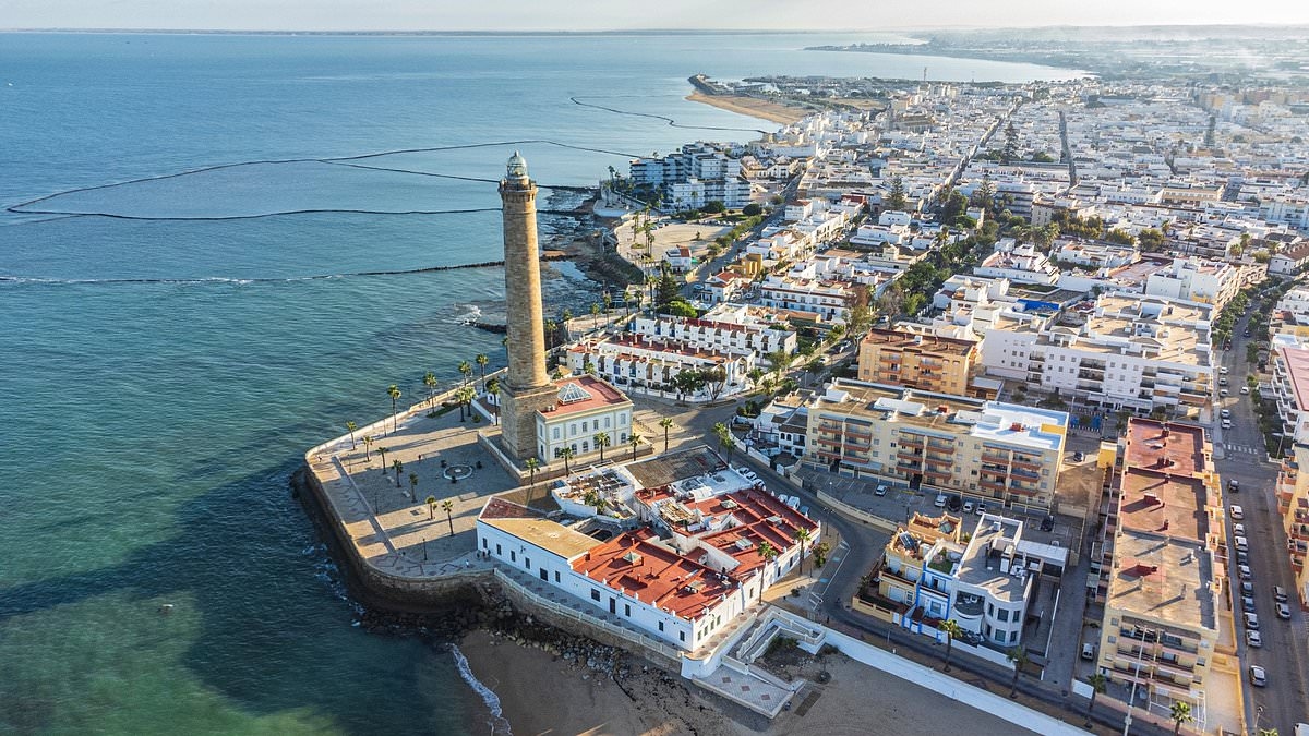 El pueblo más feliz de España se revela como un hermoso destino costero
