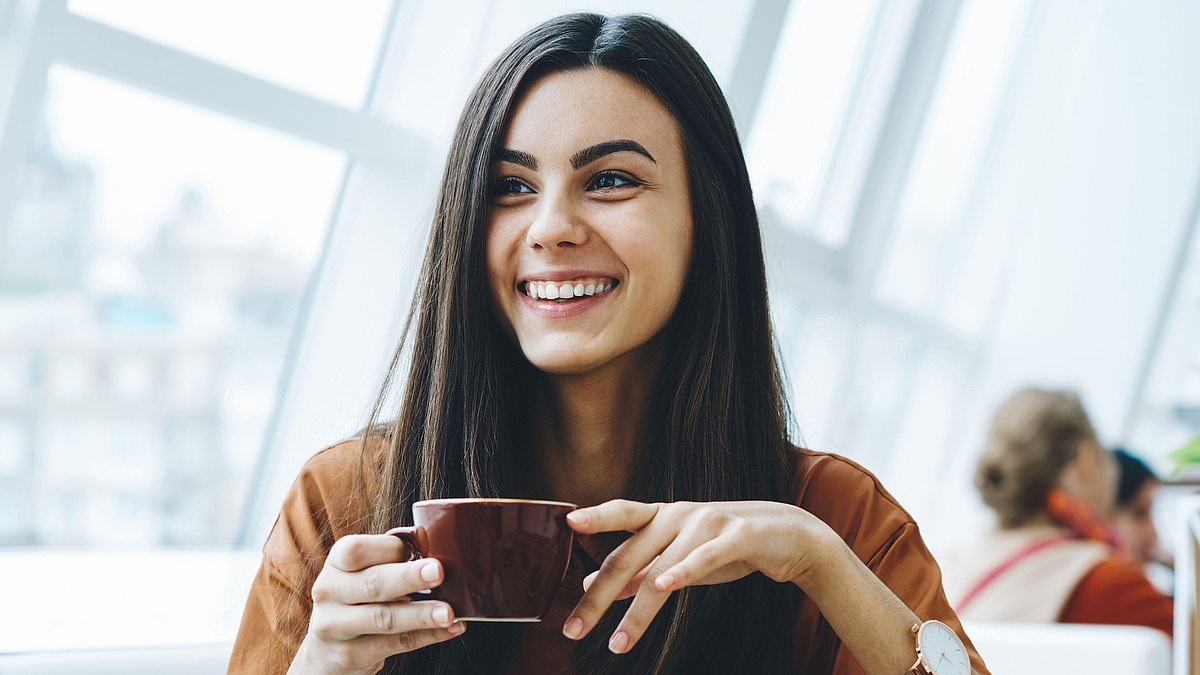 Cierto tipo de café está vinculado a una enfermedad ocular grave, advierten los médicos: deje de beberlo YA