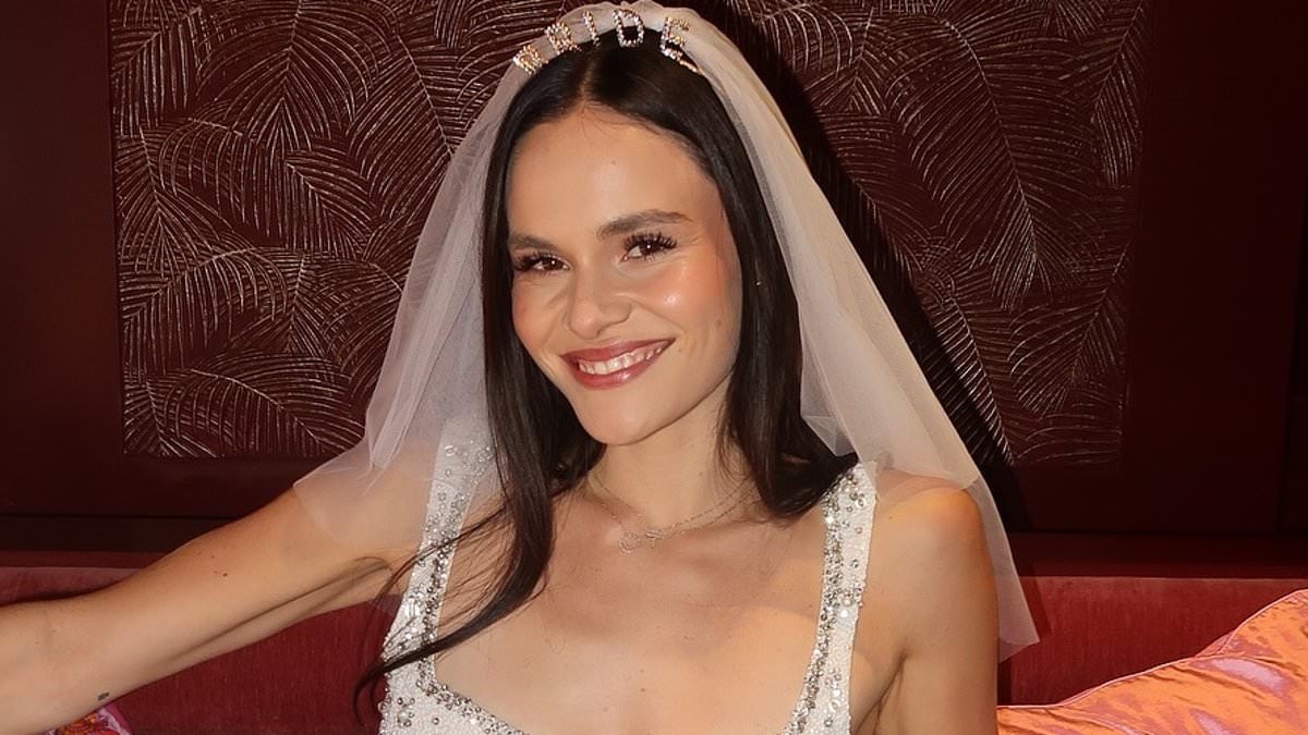 Holly Ramsay ve Adam Peaty, annesini düğünlerinden YASAKLADI: Holly'nin kayınvalidesinin Soho Farmhouse'daki bekarlığa veda partisine davet edilmemesinin ardından aile içinde büyük bir tartışma yaşandı