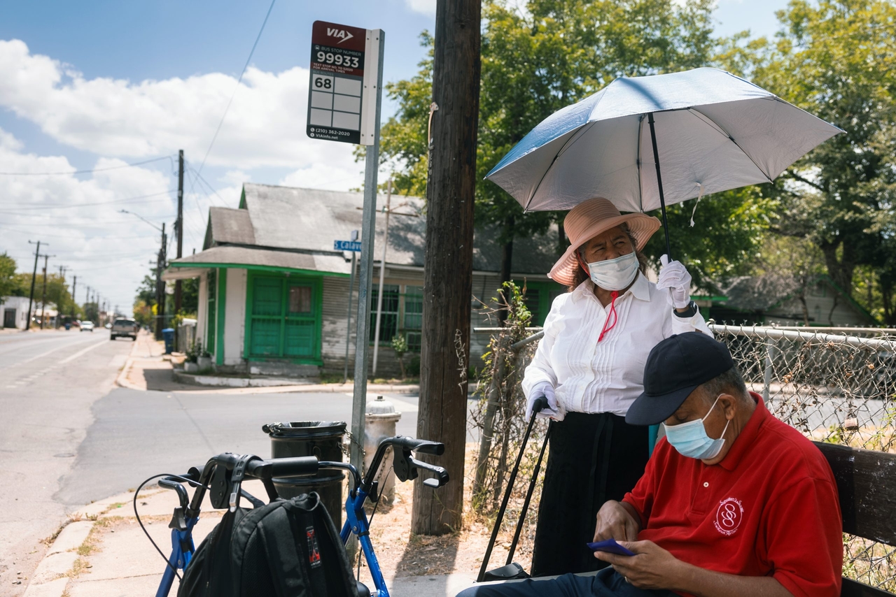 Do heat waves make you age faster? A study explains.