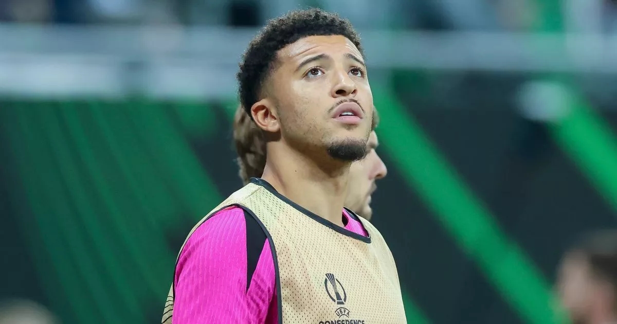 Jadon Sancho left sweating on Chelsea transfer as perfect Man Utd option emerges