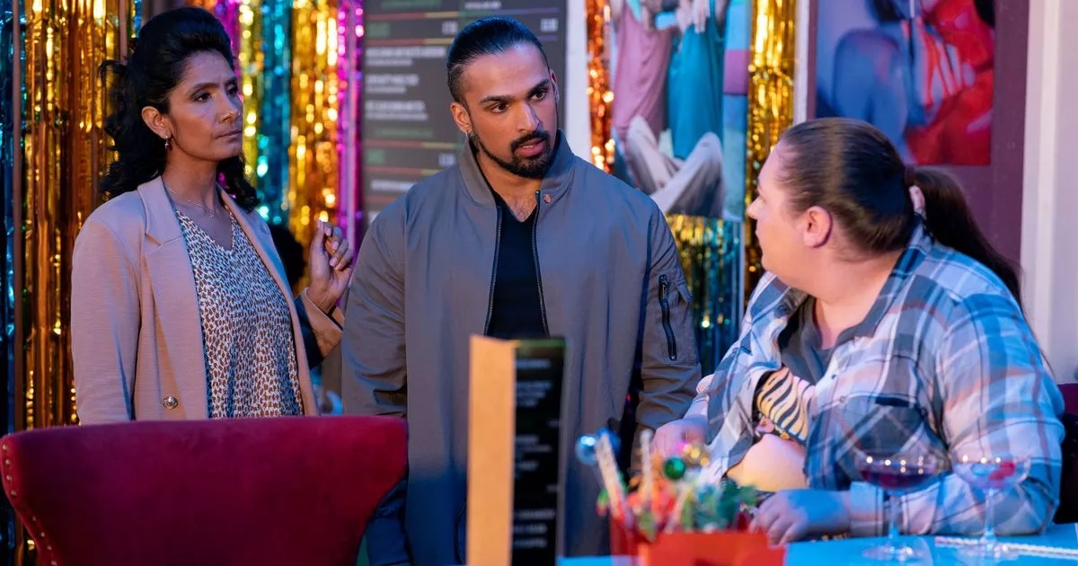 EastEnders spoiler'ları: Kat'in kargaşası, Joel'in yeni hedefi ve Bernie'nin şok çıkışı 'ortaya çıktı'