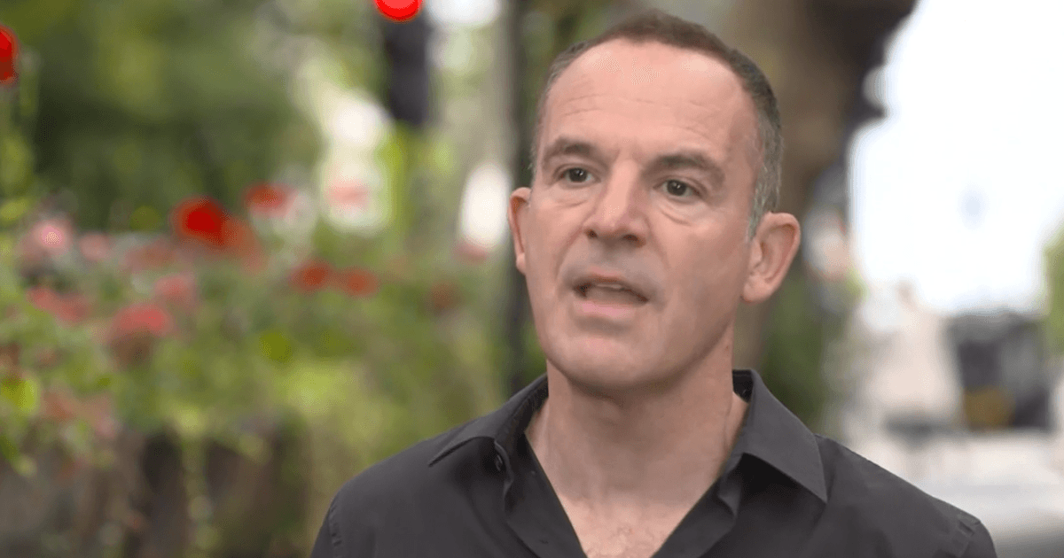 Martin Lewis dice que la "regla de los seis años" significa que a algunos británicos se les deben cientos de libras sin darse cuenta