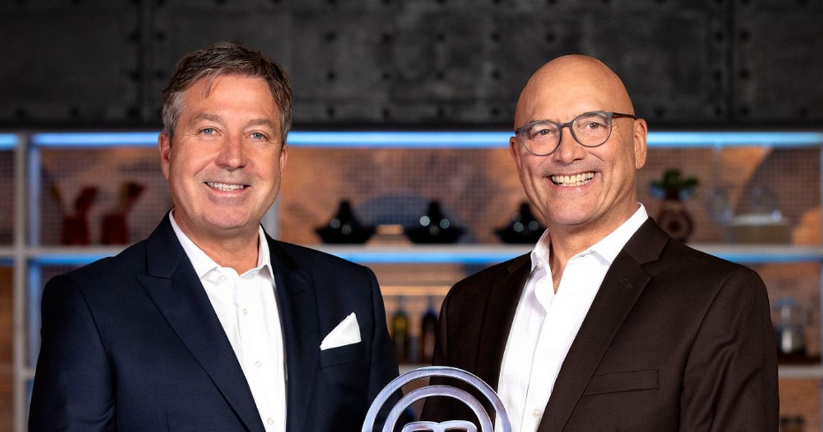 BBC, iptaline rağmen Gregg Wallace ve John Torode'un son MasterChef serisini yayınlamaya devam edecek