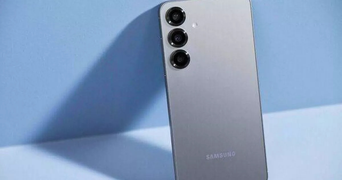 Sky läutet den Black Friday 2025 mit einem herausragenden Angebot für das Samsung Galaxy S25 für nur 22 £ ein.