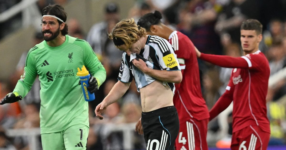 Anthony Gordon issues statement on Liverpool red card as Alan Shearer makes feelings clear