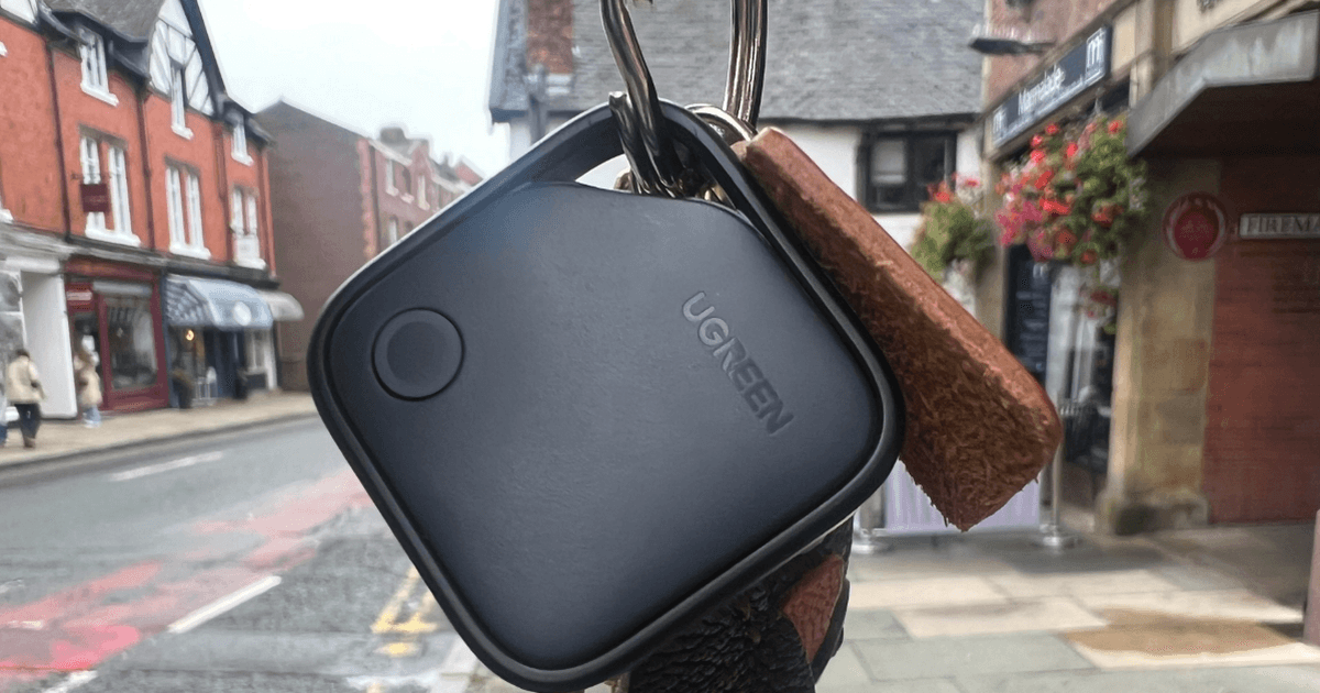 Affordable UGREEN Bluetooth tracker has one feature Apple's AirTag can't match