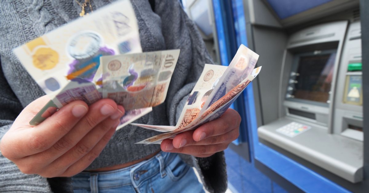 Lloyds Bank müşterilerine 250 sterlinlik uyarı yayınladı