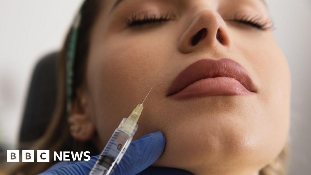 Licences needed for Botox clinics in cosmetics crackdown