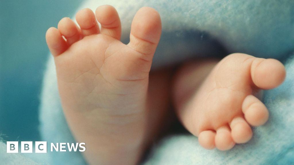 Babys, die aus der DNA von drei Personen gezeugt wurden, werden ohne Erbkrankheiten geboren