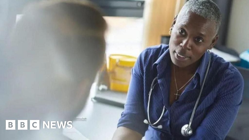 Les médecins résidents de première année soutiennent la grève pour lutter contre la pénurie d'emplois