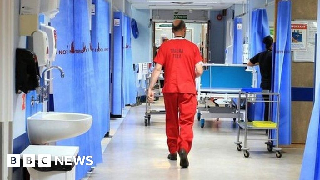 Abgeordnete: Regierung hat keinen klaren Plan zur Abschaffung des NHS England